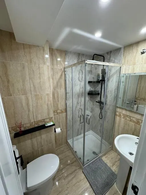 Nogalera Center Apartment With A Stunning Terrace Torremolinos